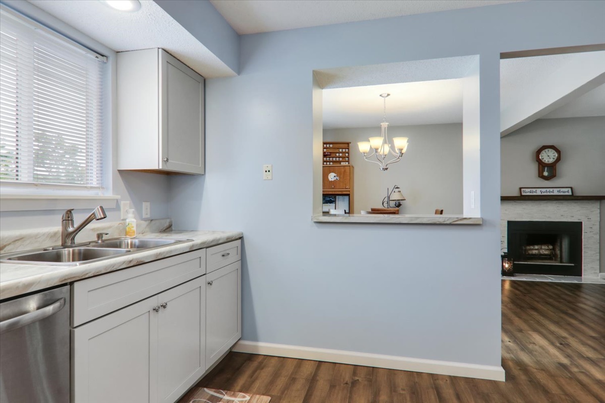 2915 Natalie Drive Champaign, IL 61822 - Photo 11 of 22