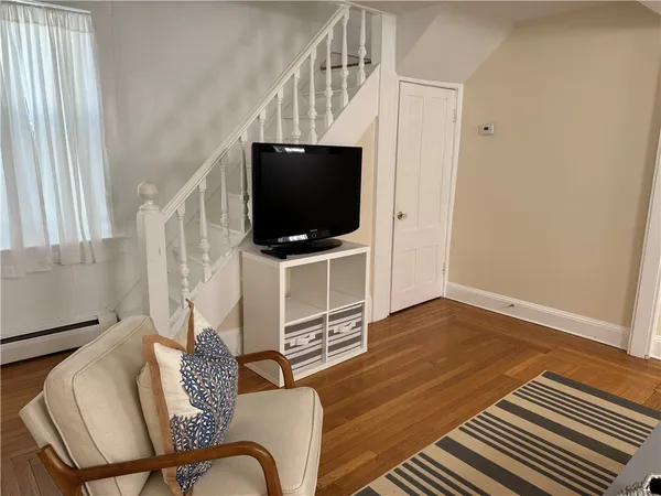 $2,900 | 49 Connection Street, Newport, RI 02840