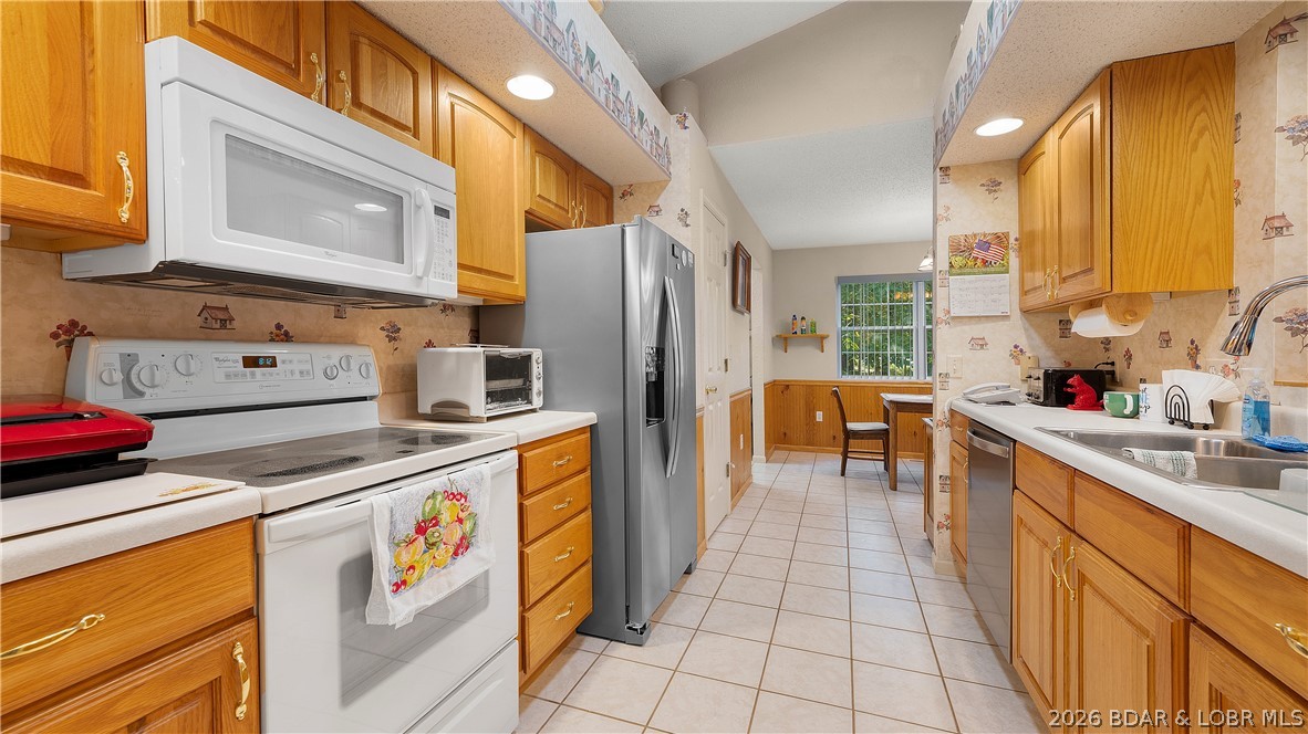 6422 Eagle Crossing Osage Beach, MO 65065 - Photo 11 of 38