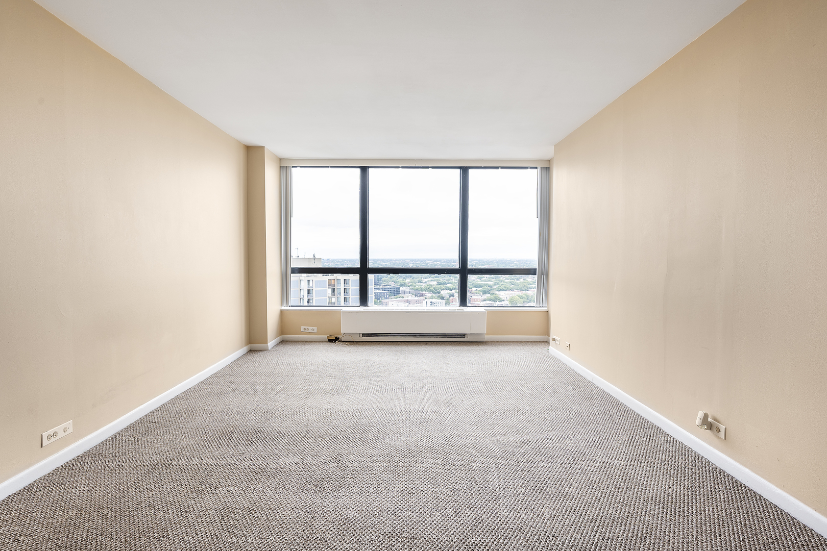 5415 North Sheridan Road, Unit 2914 Chicago, IL 60640 - Photo 5 of 28 Gallery Image 5