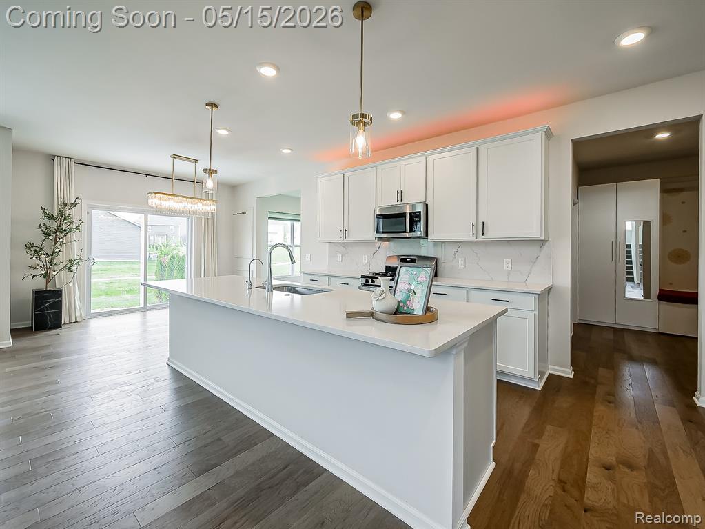 2716 Maize Loop Saline, MI 48176 - Photo 8 of 60