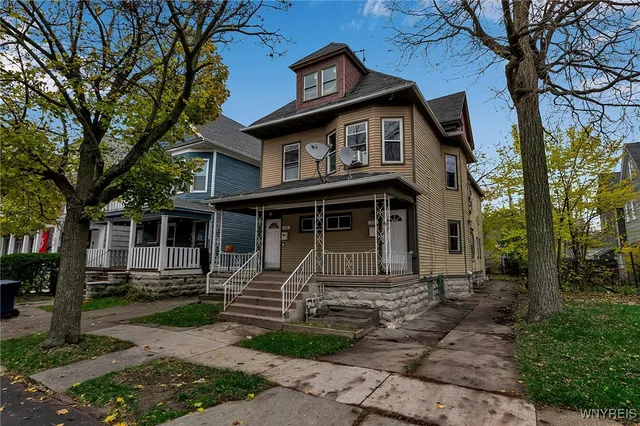 $300,000 | 11 Hoyt Street, Buffalo, NY 14213