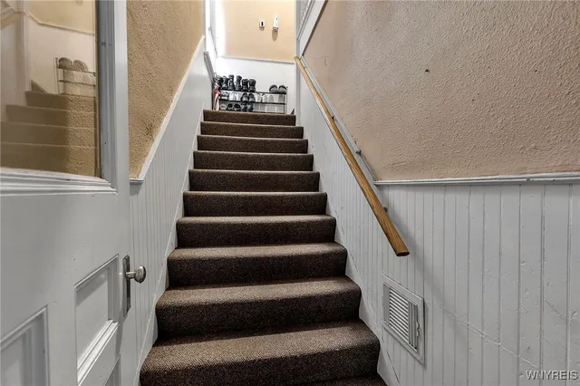 $300,000 | 11 Hoyt Street, Buffalo, NY 14213