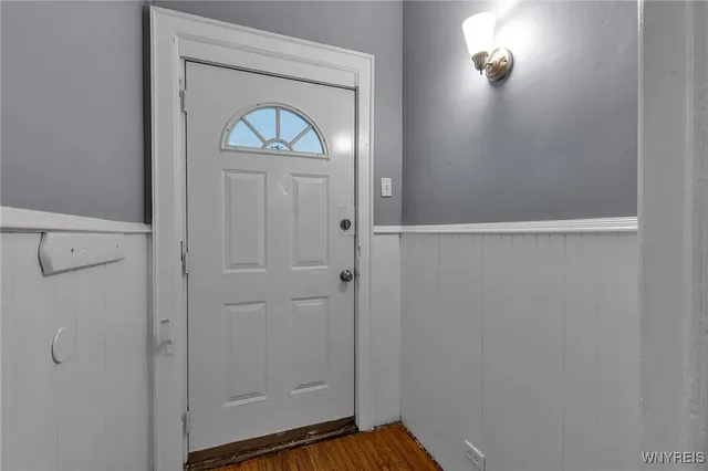 $300,000 | 11 Hoyt Street, Buffalo, NY 14213