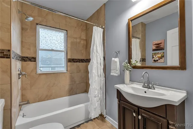 $300,000 | 11 Hoyt Street, Buffalo, NY 14213