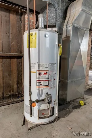 $300,000 | 11 Hoyt Street, Buffalo, NY 14213