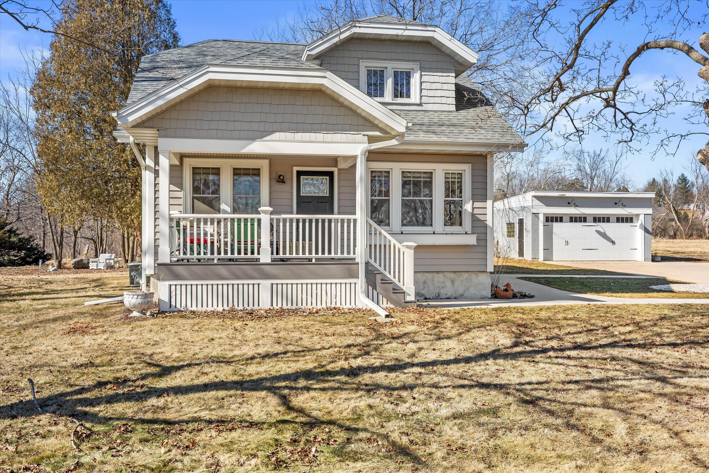 N7243 North Crystal Lake Road Beaver Dam, WI 53916 - Photo 25 of 46 Newer Vinyl & Low Maintenance Trim!
