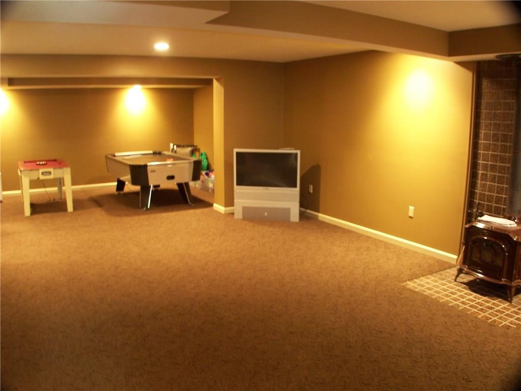 517 Imperial Road Hidden Valley, PA 15502 - Photo 12 of 20 Gallery Image 12