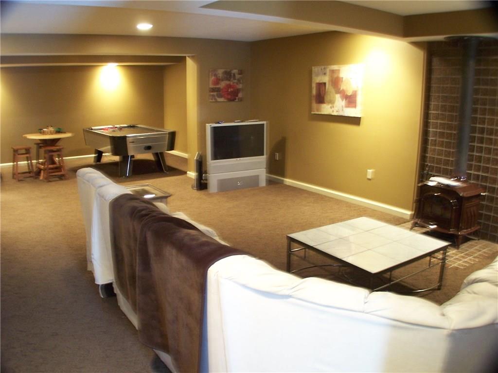 517 Imperial Road Hidden Valley, PA 15502 - Photo 10 of 20 Gallery Image 10