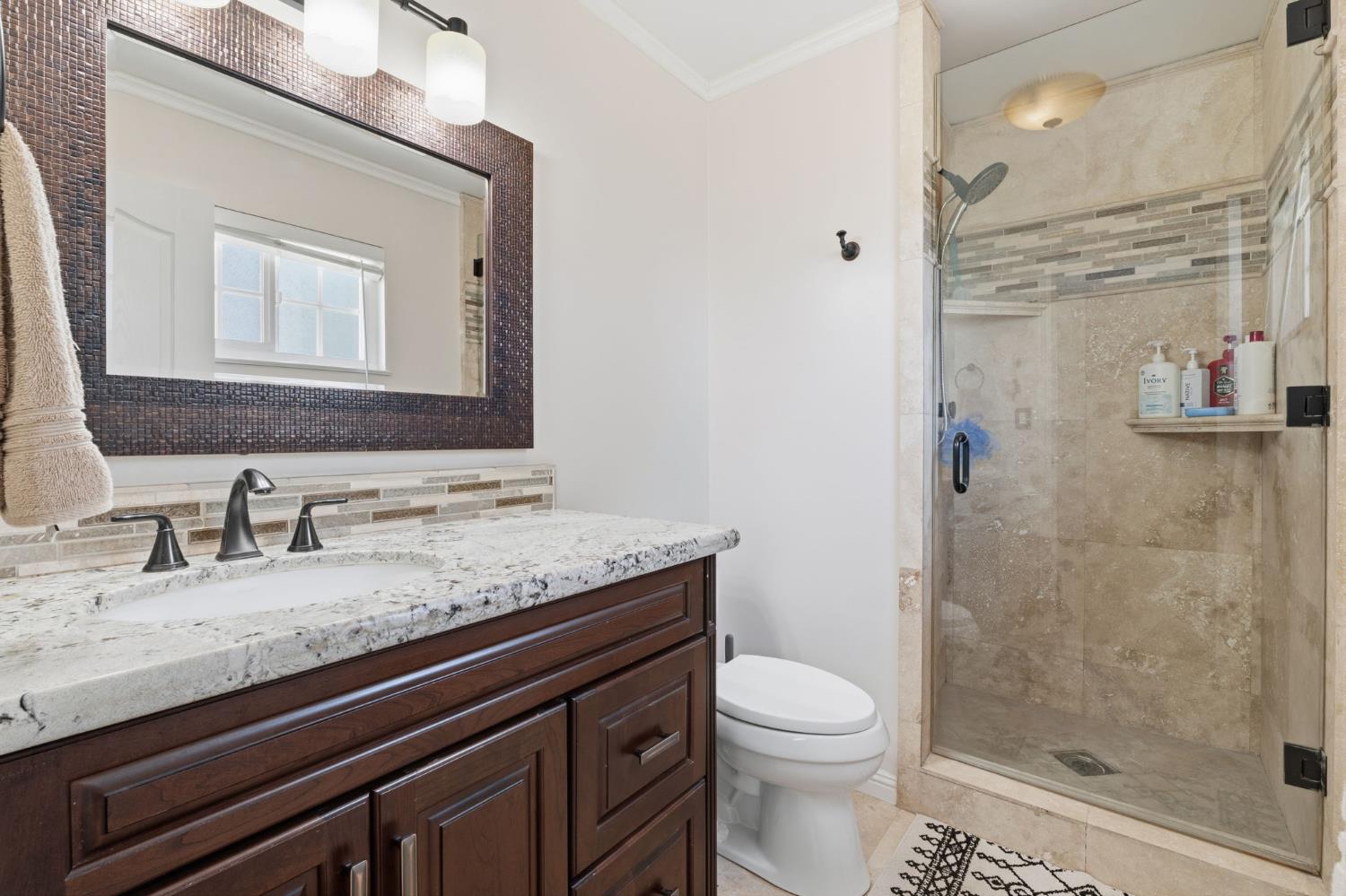 712 East San Ramon Avenue Fresno, CA 93710 - Photo 24 of 44