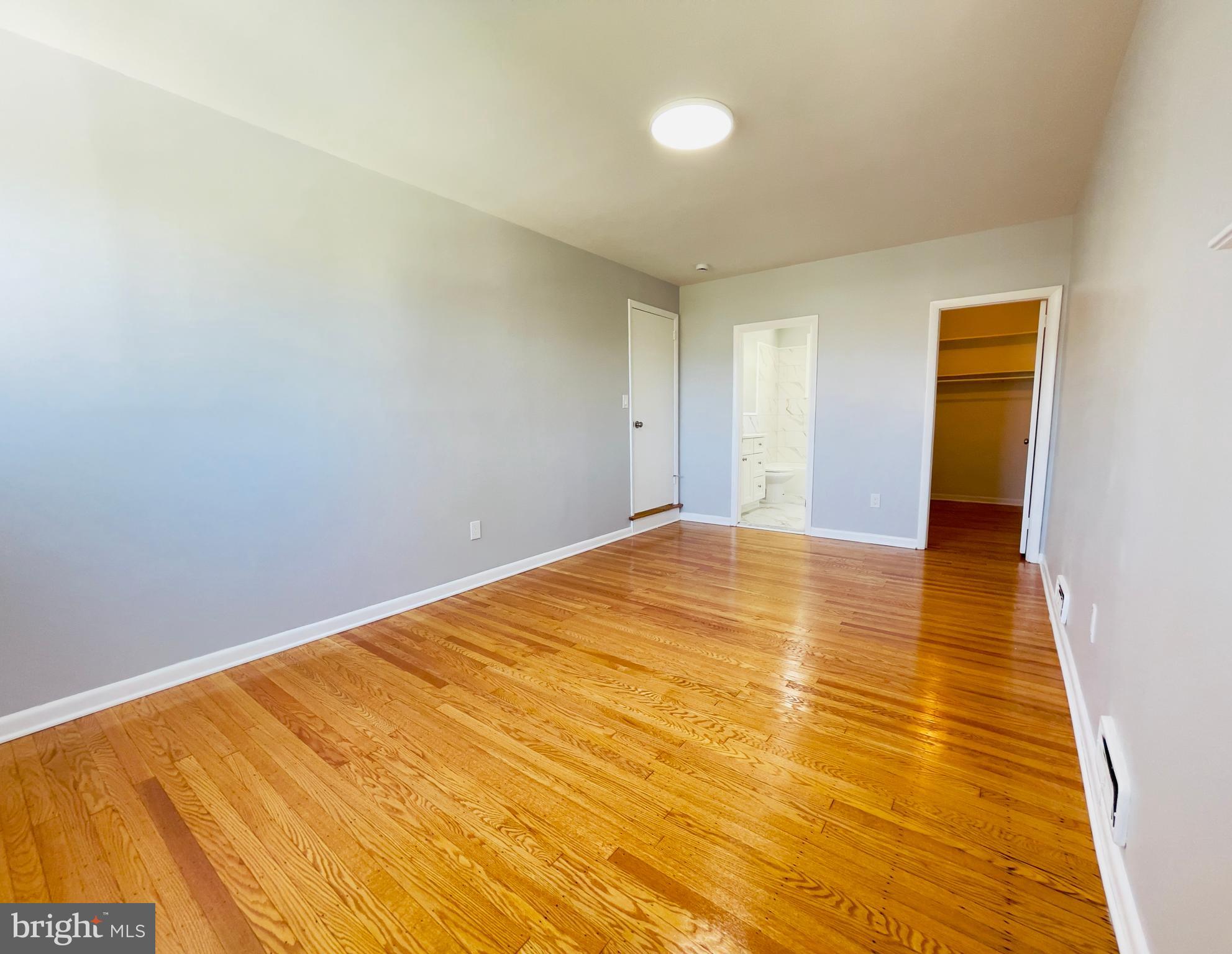 54 Saratoga Road Stratford, NJ 08084 - Photo 21 of 34 MASTER BEDROOM 1