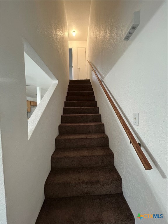 3805 Woodrow Drive, Unit C Killeen, TX 76549 - Photo 4 of 8 a view of entryway