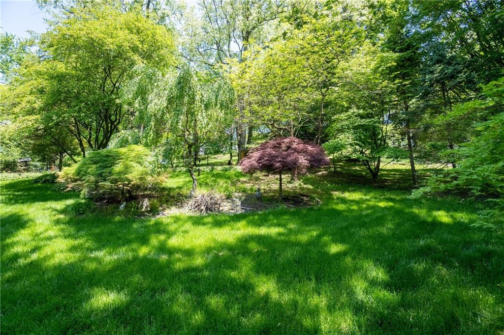 2005 Redcoach Road Allison Park, PA 15101 - Photo 6 of 25 Gallery Image 6