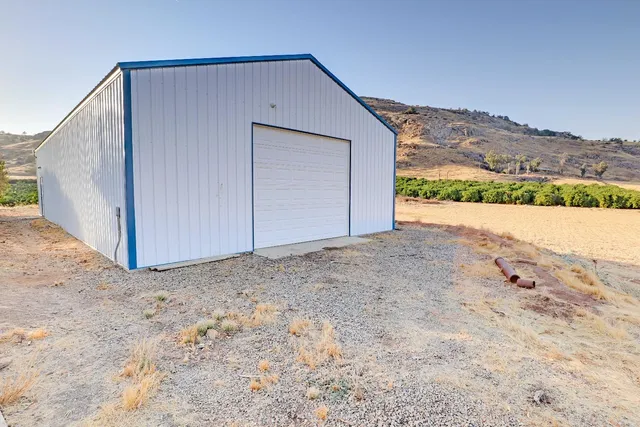 $999,000 | 3363 South Anchor Avenue, Orange Cove, CA 93646