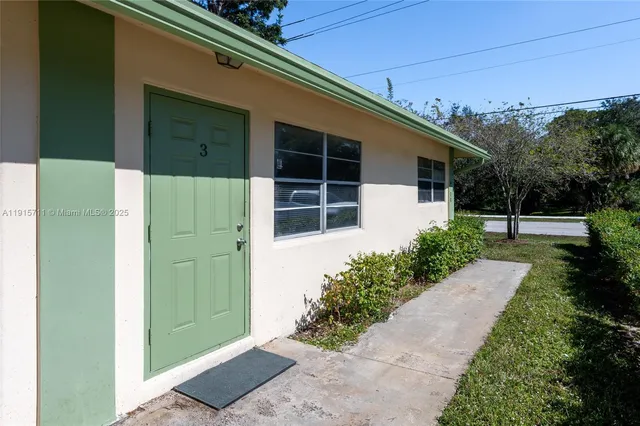 a house view with a outdoor space