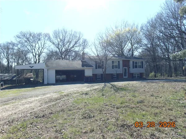 $265,000 | 8711 7 Hills Drive, Alton, IL 62002