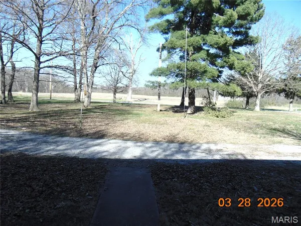 $265,000 | 8711 7 Hills Drive, Alton, IL 62002