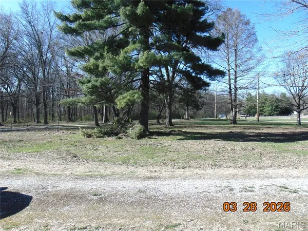 $265,000 | 8711 7 Hills Drive, Alton, IL 62002