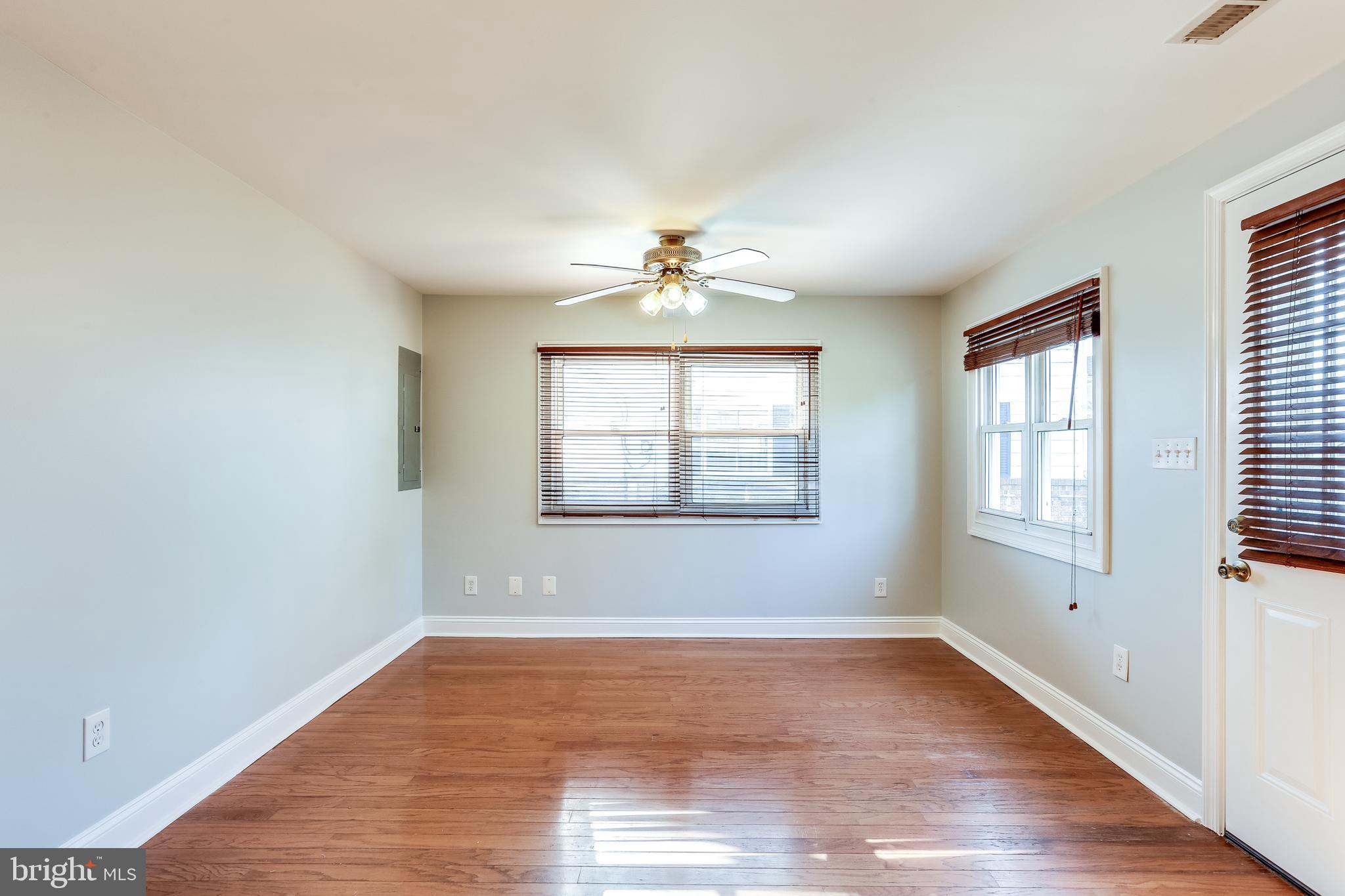 3144 Baybriar Road Baltimore, MD 21222 - Photo 14 of 30 Large living space directly off of the kitchen