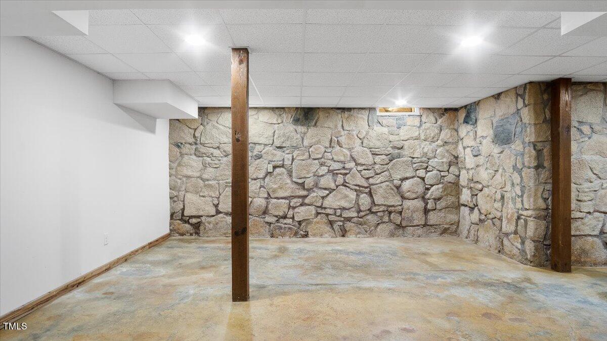 424 Roy Carver Road Semora, NC 27343 - Photo 57 of 68 a bathroom with a shower