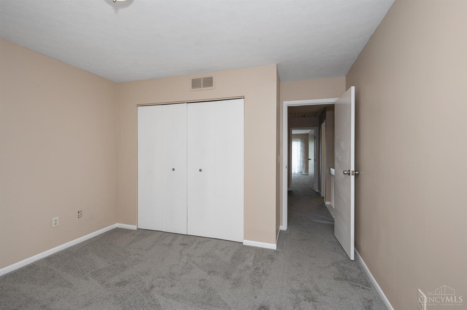 7290 East Galbraith Road Cincinnati, OH 45243 - Photo 16 of 16 Gallery Image 16