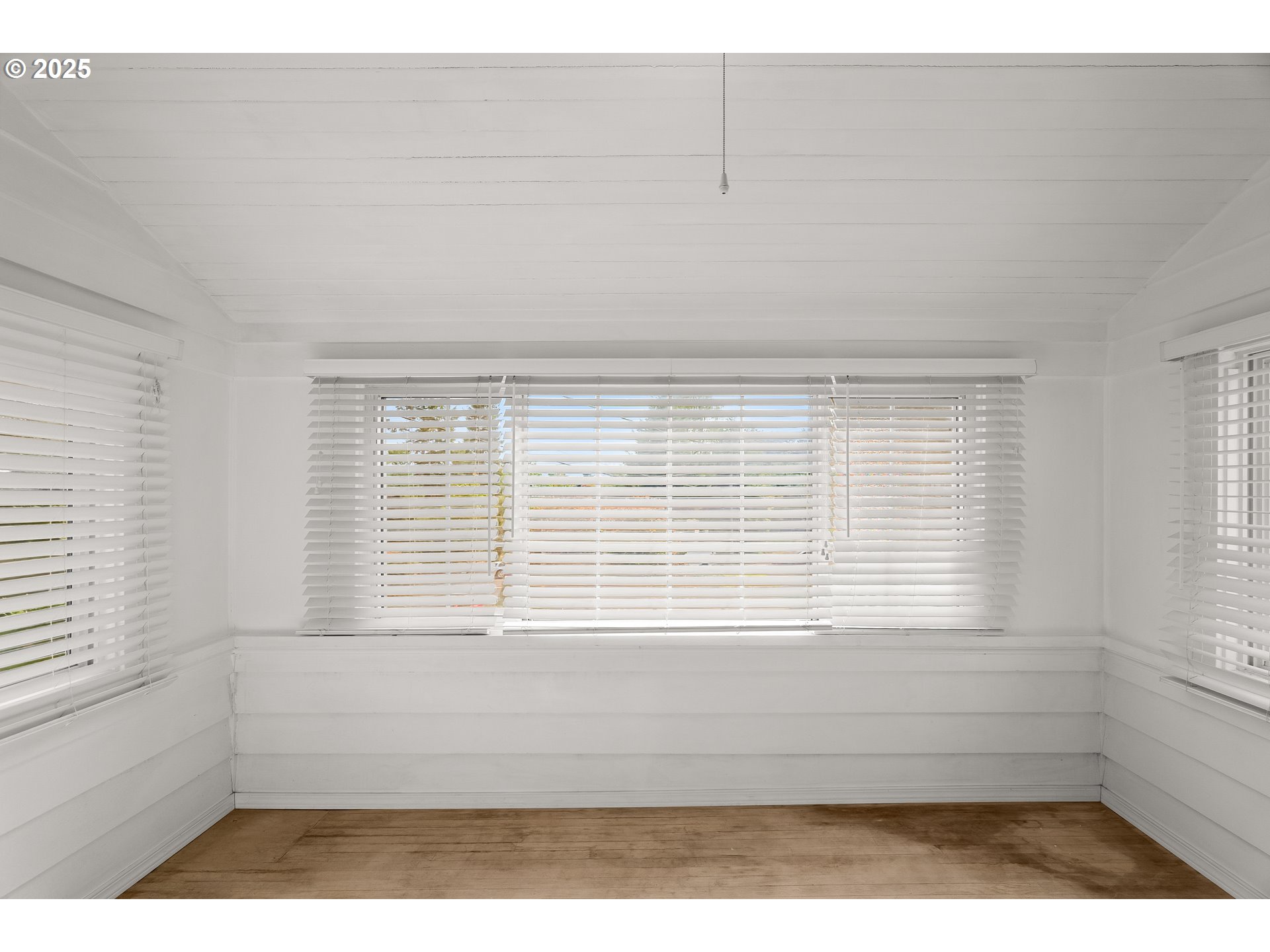 17300 Southeast Oatfield Road Milwaukie, OR 97267 - Photo 13 of 45 Sun Room