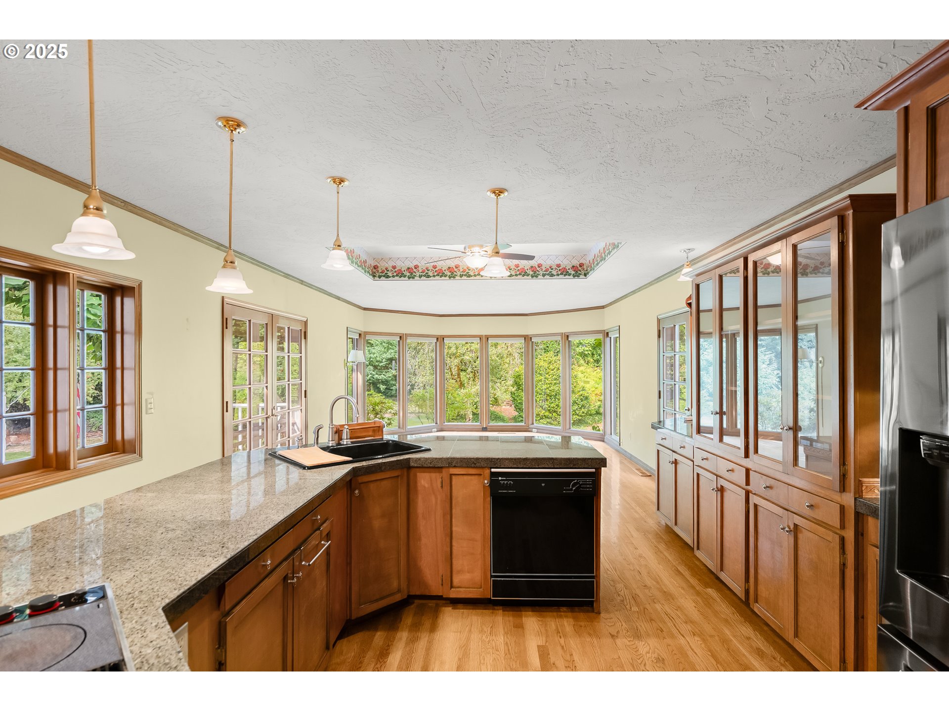 17300 Southeast Oatfield Road Milwaukie, OR 97267 - Photo 8 of 45