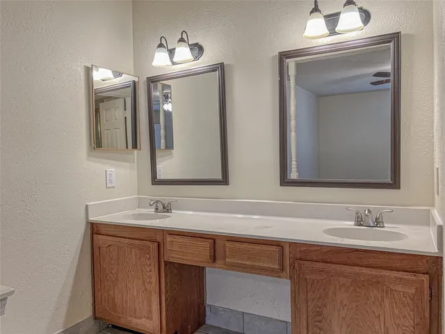 $2,300 | 4036 Churchill Drive, Flower Mound, TX 75028