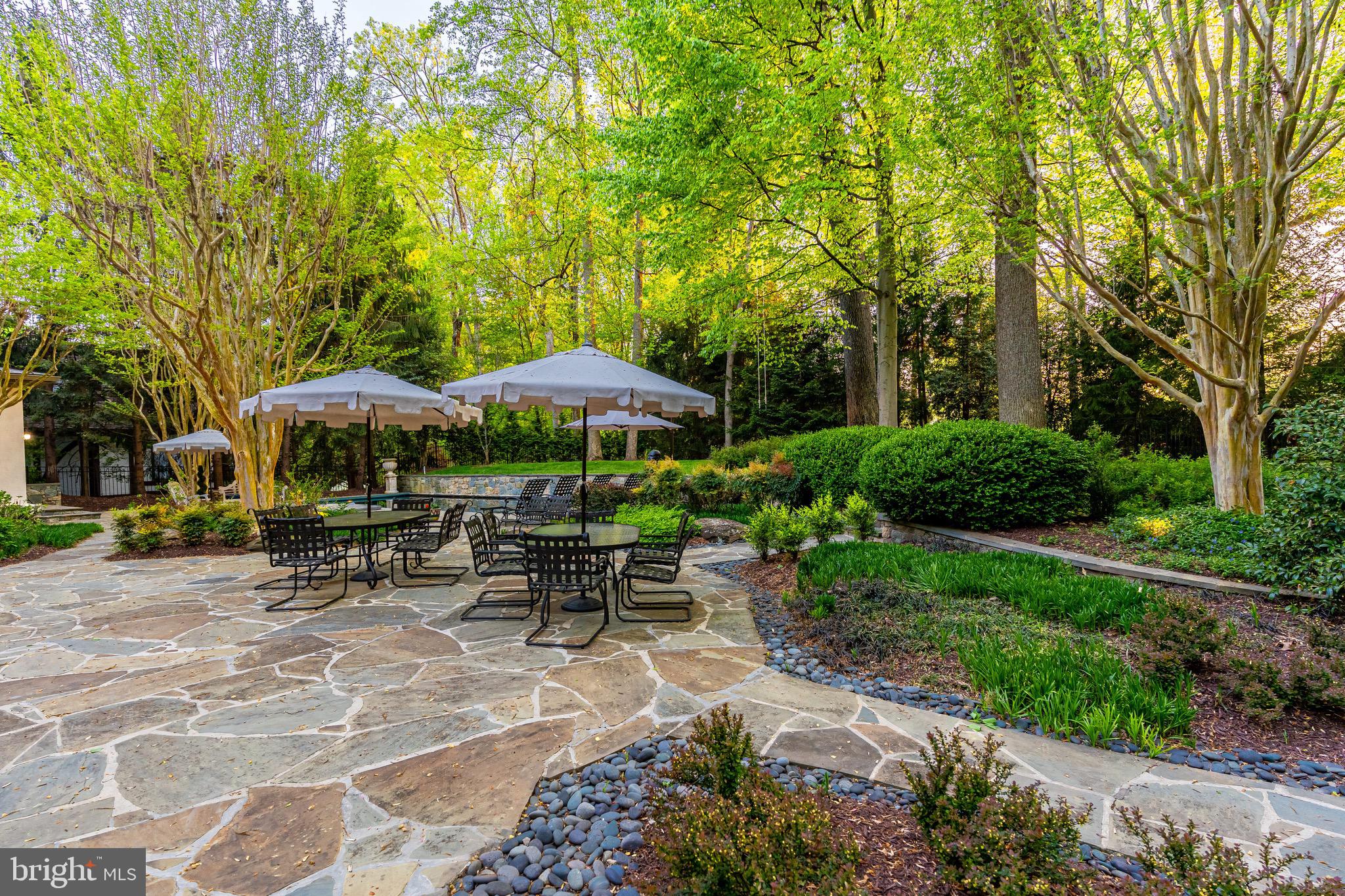 9901 River View Court Potomac, MD 20854 - Photo 15 of 54 Expansive Entertainment Patio