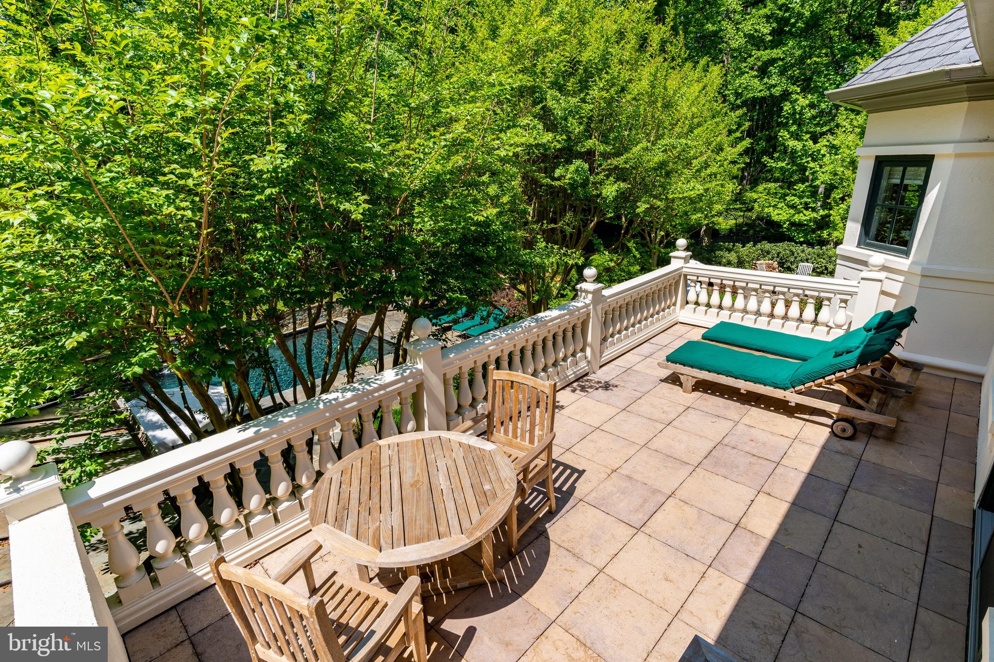 9901 River View Court Potomac, MD 20854 - Photo 23 of 54 Private terrace