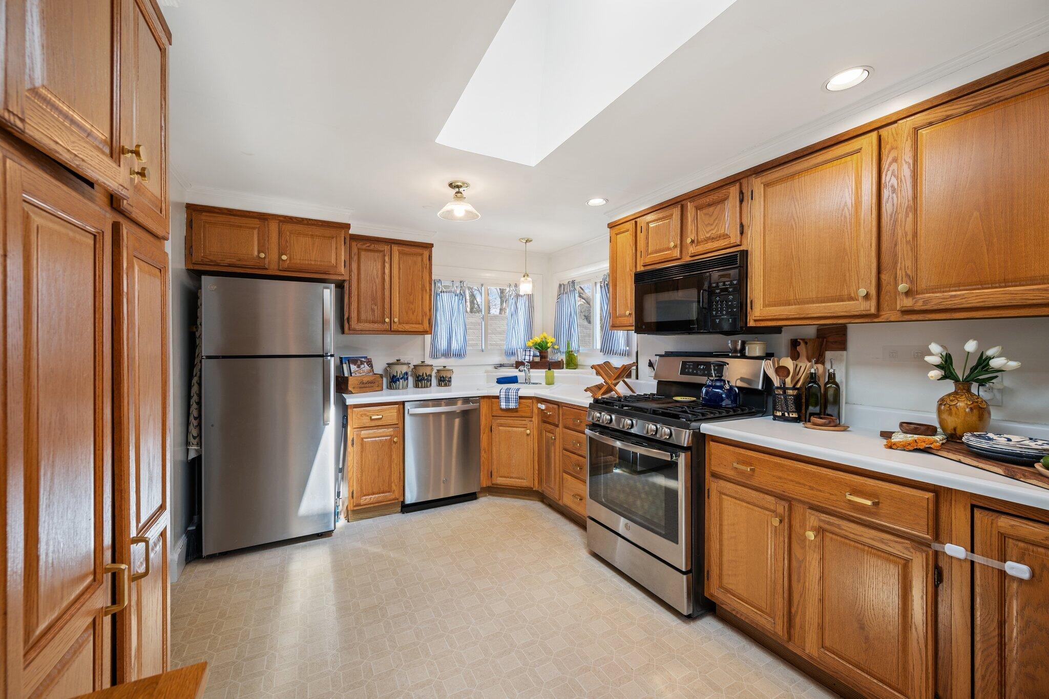 243 Nowell Road Bangor, ME 04401 - Photo 24 of 50 Kitchen 6