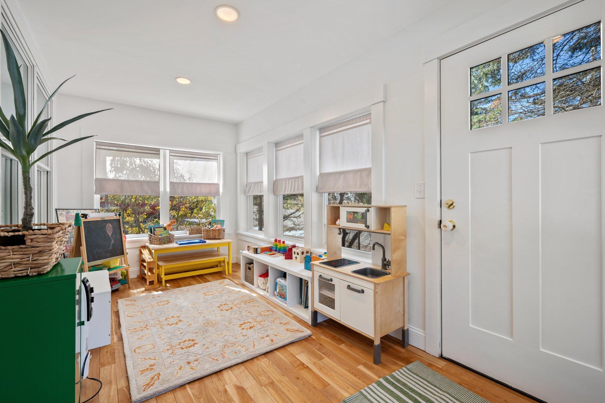 243 Nowell Road Bangor, ME 04401 - Photo 7 of 50 Sunroom 2
