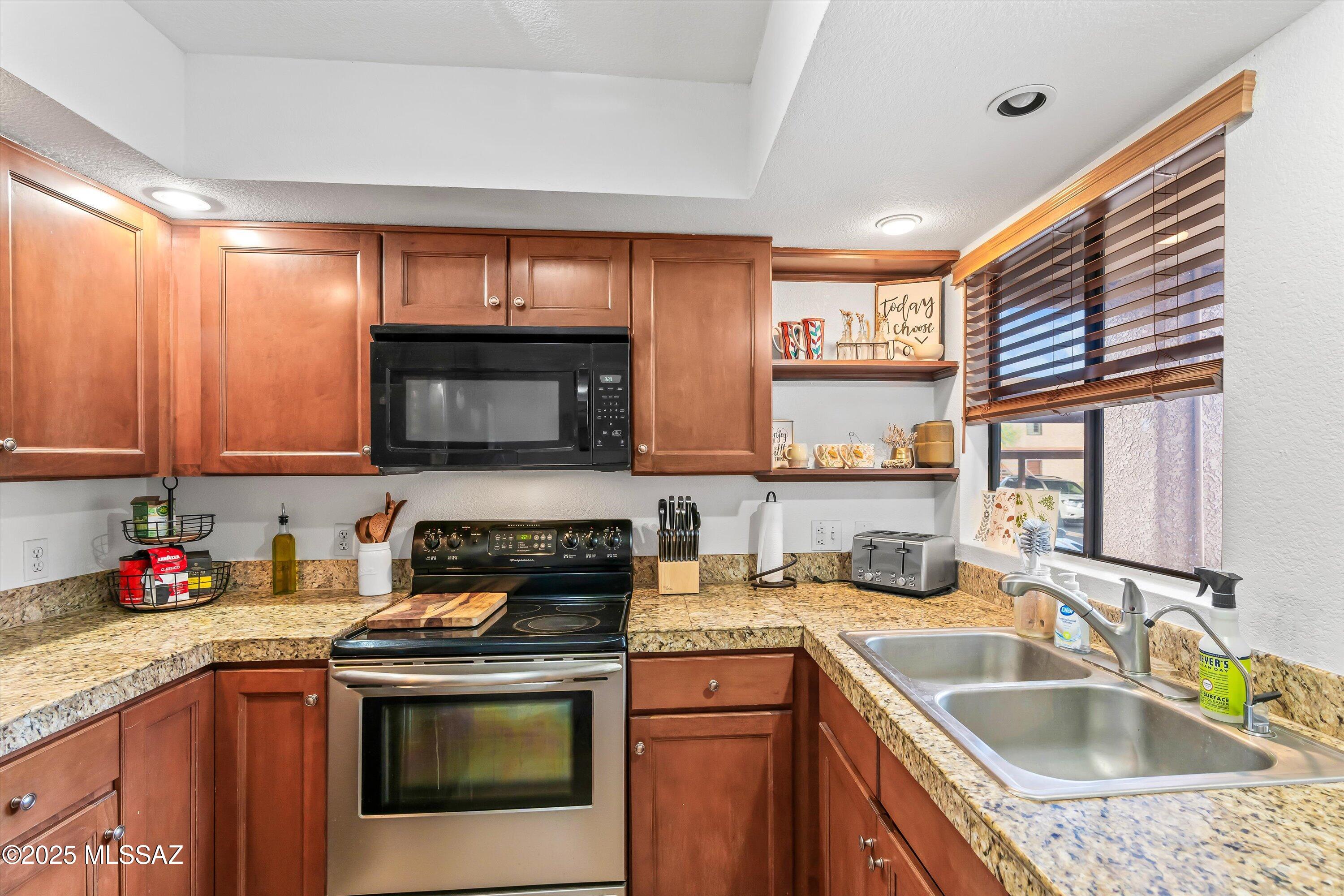7255 East Snyder Road, Unit 10102 Tucson, AZ 85750 - Photo 10 of 27