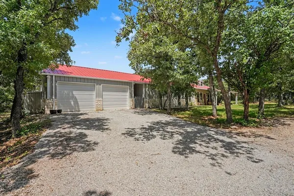 $535,000 | 125 Rolling Hills Boulevard, Alvord, TX 76225