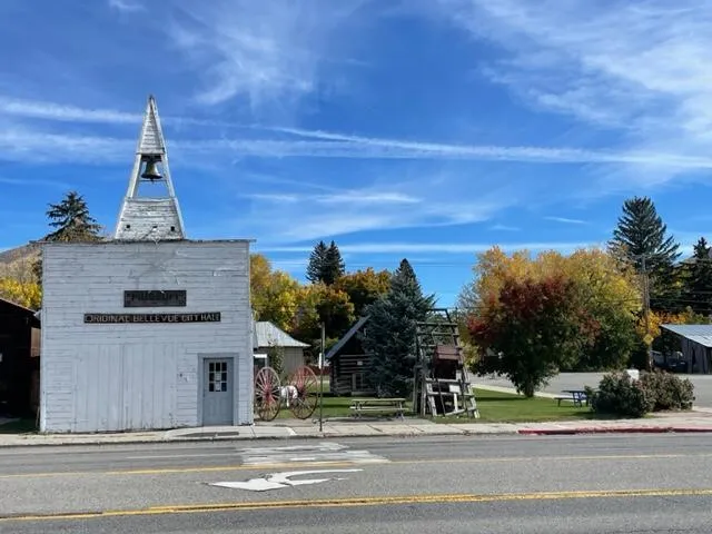 $197,500 | 401 Rosewood Drive, Bellevue, ID 83313