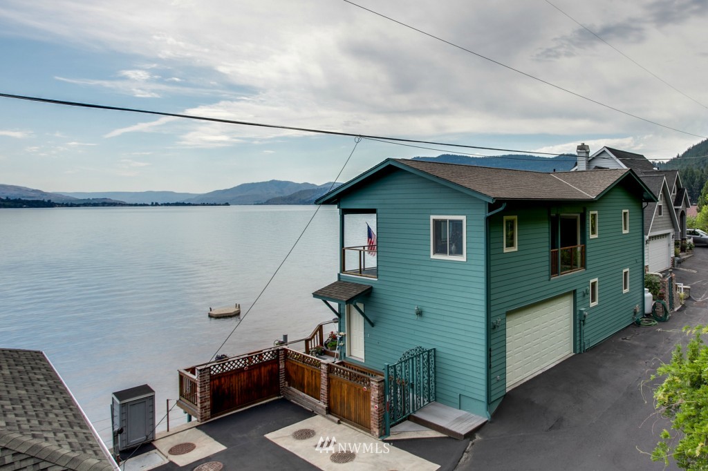 9810 South Lakeshore Road Chelan, WA 98816 - Photo 6 of 25 Gallery Image 6