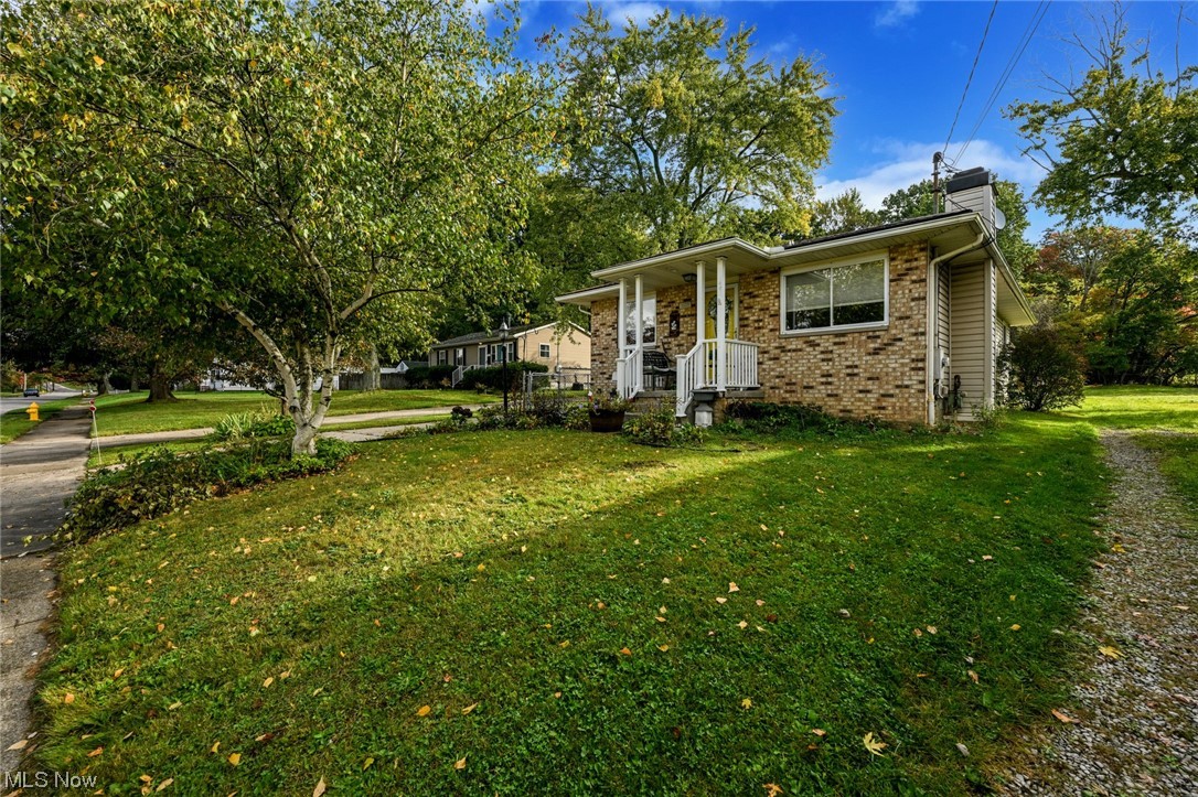 1609 Breiding Road Akron, OH 44310 - Photo 1 of 33