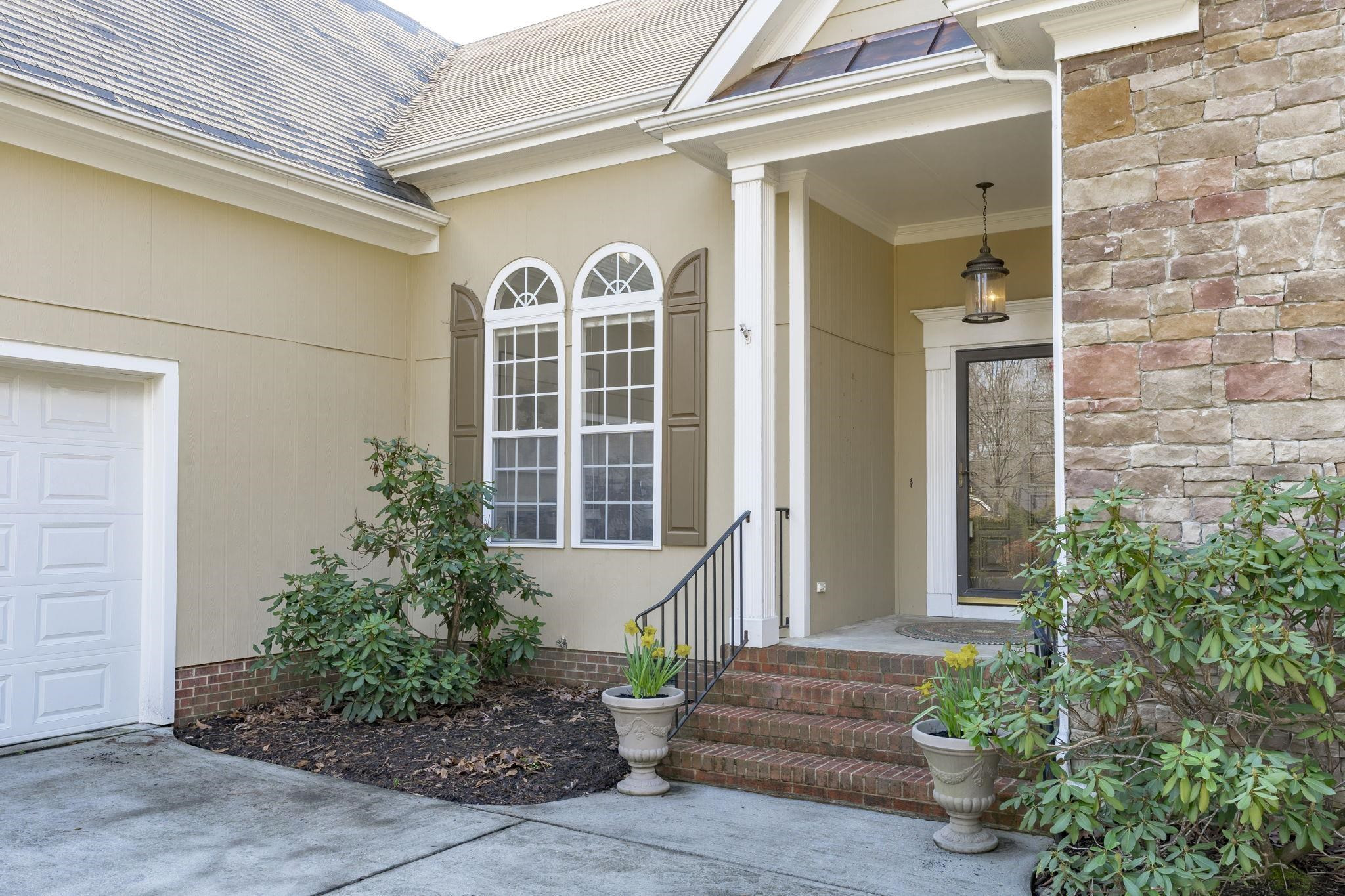 2904 Sunnystone Way Raleigh, NC 27613 - Photo 5 of 51 Exterior Front
