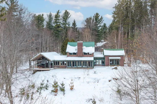 $699,900 | 54 Darling Road, Stony Creek, NY 12878