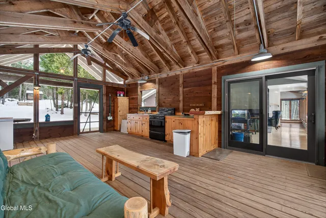 $699,900 | 54 Darling Road, Stony Creek, NY 12878