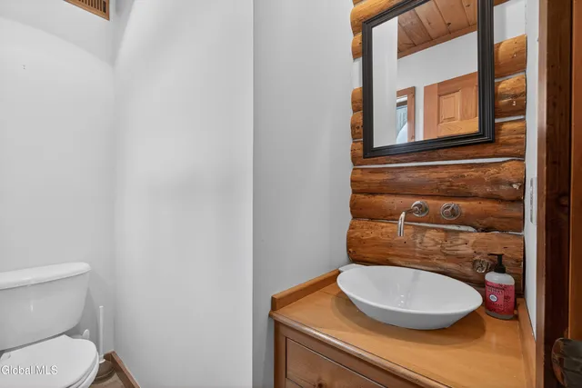 $699,900 | 54 Darling Road, Stony Creek, NY 12878