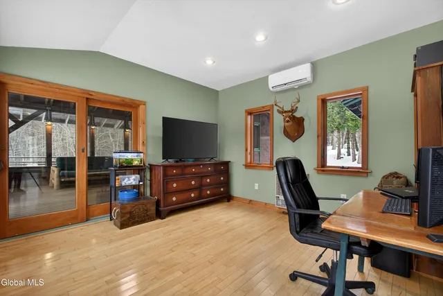 $699,900 | 54 Darling Road, Stony Creek, NY 12878