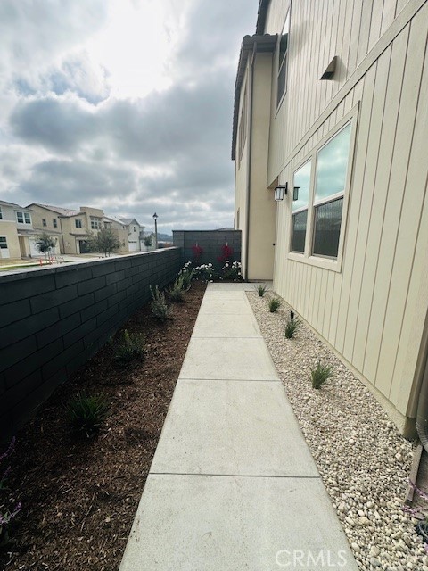 452 Botanica Rancho Mission Viejo, CA 92694 - Photo 38 of 53 a view of balcony with couch
