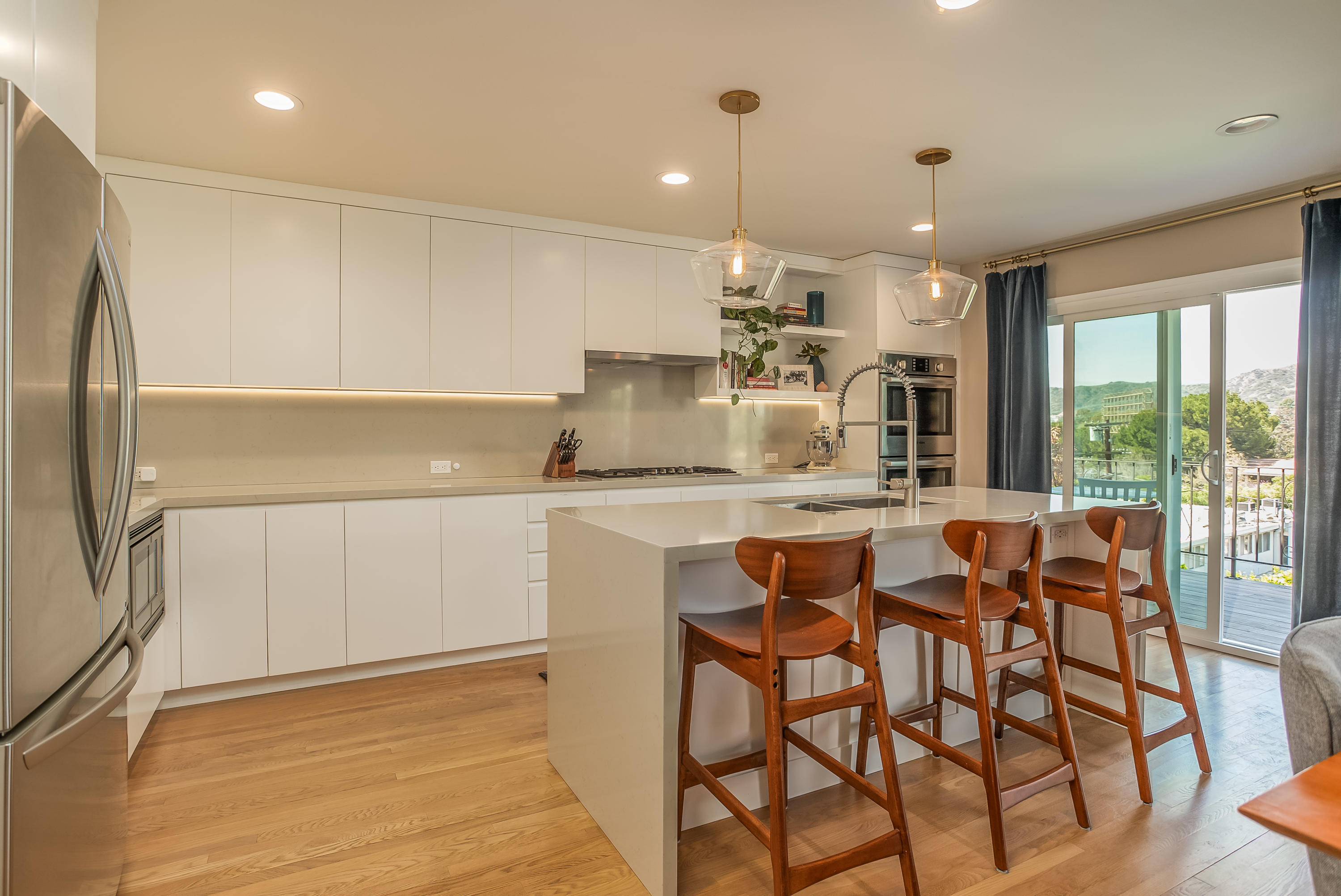 1441 Glengarry Road Pasadena, CA 91105 - Photo 12 of 42 1441 Glengarry Rd-21