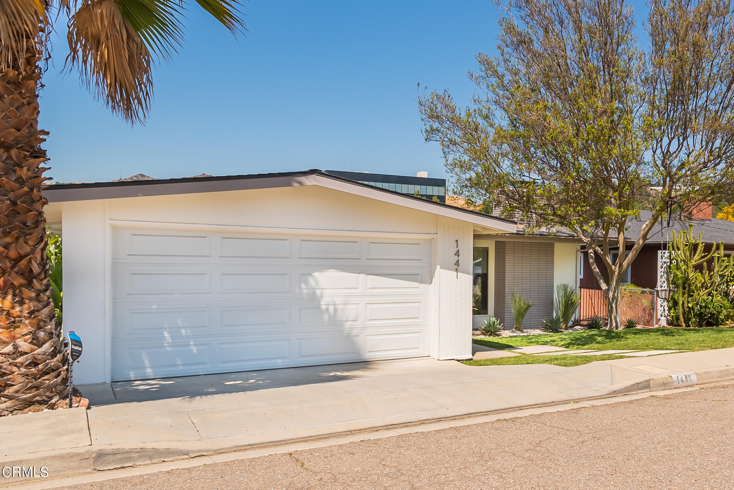1441 Glengarry Road Pasadena, CA 91105 - Photo 4 of 42 1441 Glengarry Rd-6