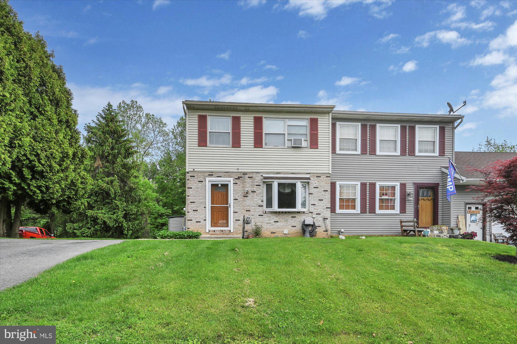 1040 Williamsburg Road Lancaster, PA 17603 - Photo 1 of 26 Gallery Image 1