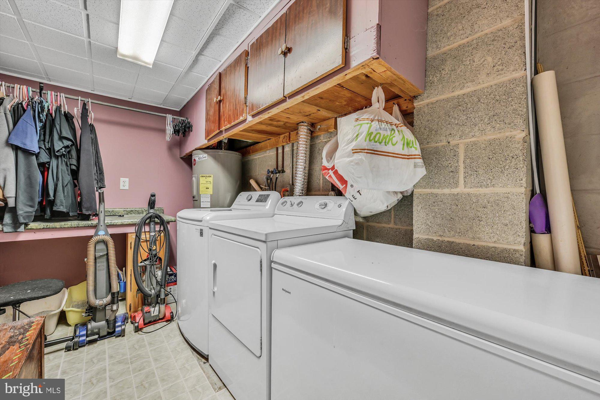 1040 Williamsburg Road Lancaster, PA 17603 - Photo 22 of 26 Laundry Area
