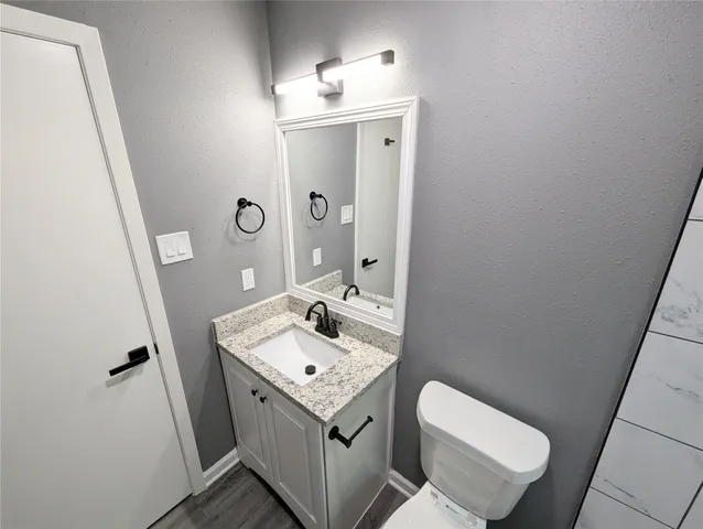 $1,250 | 2015 Rosalee Street, Unit 1, La Marque, TX 77568