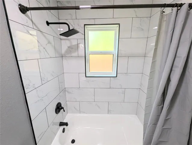 $1,250 | 2015 Rosalee Street, Unit 1, La Marque, TX 77568