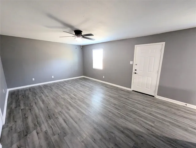 $1,250 | 2015 Rosalee Street, Unit 1, La Marque, TX 77568